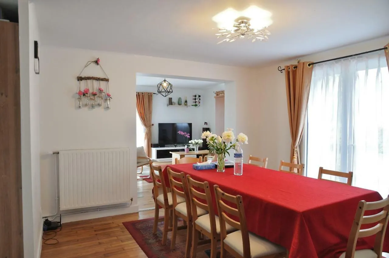 Séjour chez l'habitant Hôtel Chez Ngoc à Lannion