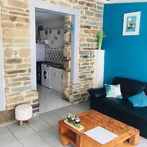  Hébergement de vacances Maison De Quartier Historique